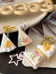 1pc 3D Star-Shaped Cake Keychain, Fun Realistic Mango Triangle Cream Cake Pendant, Macaron Color 3D Embossed Mini Dessert Bag Charm, Unique Anti-Lost Key Ring, Sweet Gift Suitable For Birthday, Valentine's Day And Best Friend Anniversary - Silver - View 2