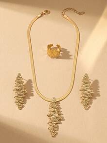 3pcs Women's Jewelry Set, Vintage Style Snake Chain Necklace, Long Textured Earrings, Open Asymmetrical Ring, Hammered Texture Design, Daily, Party, Middle Eastern Style, Wedding Season, Niche Artistic Texture, Light Luxury Elegant Accessories - Golden - View 3