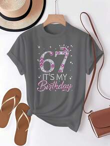 Women's 67th Birthday T-Shirt - 67th Birthday Gift With Sparkling Number 67, Pink, Stars And Crowns - Casual White Short Sleeve Crew Neck Top For 67th Birthday Party - 深灰色 - 查看 1