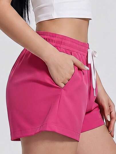 KyrLssu Quần short thường ngày cạp chun, có dây rút và túi hai bên.