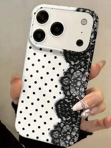Una elegante funda para teléfono que no incluye cordón ni soporte. Funda para teléfono dos en con diseño de lunares de encaje Brown Sugar, elegante y cómoda, con un diseño de orificio y una carcasa suave de cobertura total, un regalo para amigos y familiares. compatible con los teléfonos de las series 17/X/12/13/14/15/16, incluyendo las versiones Plus, Pro, y SE. un regalo perfecto para días festivos como la Pascua, el Día de San Valentín y el Día de la Madre - Blanco - Ver 1