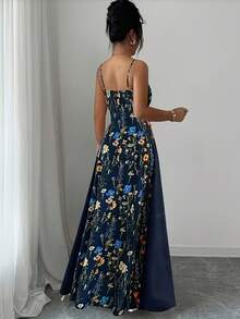 Elegante vestido de patchwork con estampado floral para mujer, vestido maxi francés romántico con tirantes florales, cintura entallada, bajo amplio, vestido estampado estilo vacaciones. - Morado - Ver 2