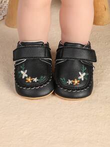 1 Pair Infant Girl Infant Embroidered Flower Fashion Cute Anti-Kick Princess Shoes Suitable For Spring And Autumn - Black - View 5