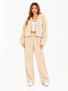 Women's Teddy Plush Set With Hood And Wide-Leg Pants - Winter Fashion - Comfortable - 米色 - 查看 2
