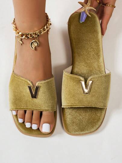 Sandal bệt hở ngón mũi vuông đính khóa phong cách thanh lịch mới cho mùa hè, đi trong căn hộ, đi biển và nghỉ dưỡng