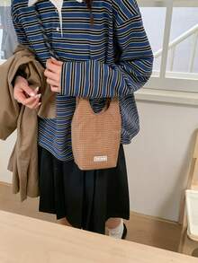 小眾設計肩背包 休閒百搭極簡時尚斜背包 新款女包 舒適布料質感 素色亮片設計 磁吸扣開合 平滑長肩帶 大容量 網紅水桶包 - 棕色 - 查看 4
