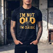 NO SOY VIEJO SOY CLÁSICO con coche clásico diseño camiseta de cuello redondo para hombre estilo urbano y casual - Negro - Ver 2