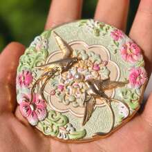 1/2 piezas Juego de espejos de maquillaje estilo chino, espejo de mano redondo con patrón floral & de pájaros, espejo de maquillaje portátil de esmalte vintage con estuche protector, accesorio de belleza portátil elegante, adecuado para maquillaje diario, viajes, tocador y regalo, envío aleatorio - Multicolor - View 2