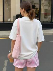 Women's Short-Sleeved T-Shirt, A New Summer Garment With A Print And Round Neck. A Basic, Comfortable, And Lightweight Style, It's Youthful, Goes With Everything, And Is Ideal For Casual Looks. - 白色 - 查看 2