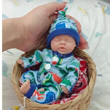 Lifelike 7-Inch Mini Silicone Reborn Doll With Hand-Painted Skin, Washable Youngsters Figurine, Realistic Soft Touch Silicone Body, Ideal Gift For Youngsters - Green - View 8