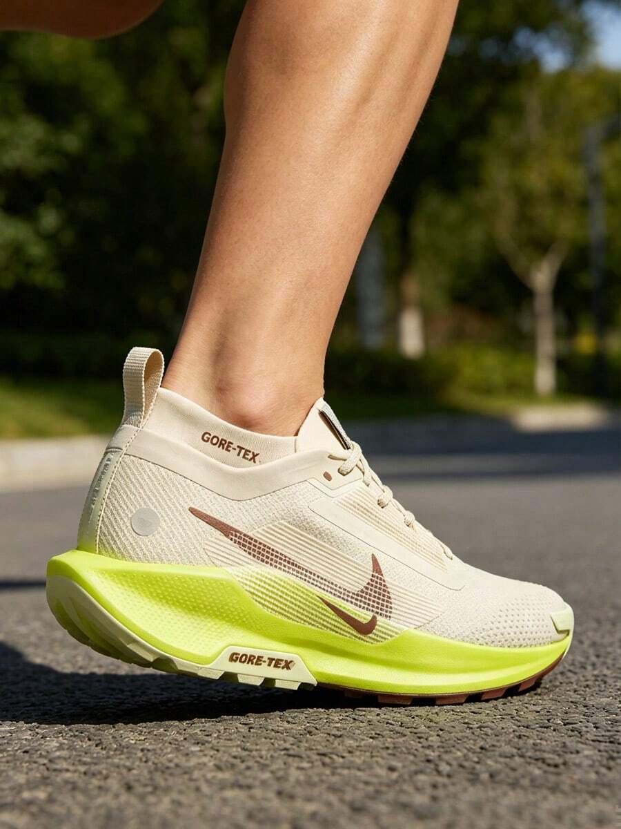 Nike Pegasus Trail 5 女士跑步鞋舒適百搭織物低筒越野跑鞋米黃 - 米黃 - 查看 1