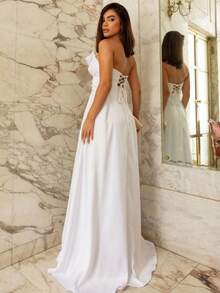 Elegant White Strapless Dress, A-Line Cut, With Draped Details, Defined Waist And Flared Hem, Perfect For Formal Parties. - 白色 - 查看 5