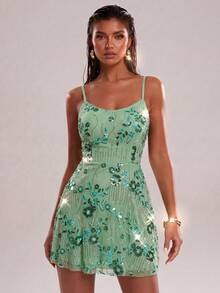 UNITHORSE [Random Cut] V-Neck Sexy Beaded Front Backless Elegant Party Dress - Green - View 1
