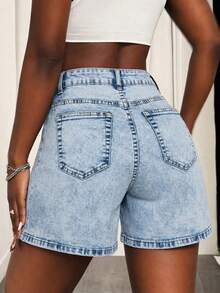 Women's Casual Street Style Mid-Waist Loose Fit Stretchy Denim Shorts Summer - Light Wash - View 2