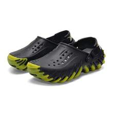 Crocs 男士女士拖鞋/涼鞋波波坦克酷炫Clog日常舒適輕便休閒拖鞋涼鞋2026夏款戶外休閒運動洞洞鞋211458-001 - 黑色 - 查看 4