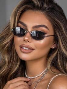 1 Pair Women's New European & American Retro Rimless Small Oval Street Style Cool Y2K Fashion Glasses - Silver Gray - View 3