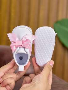1 par de zapatos para niña bebé de 0 a 1 años, casuales y lindos, sin cordones, adecuados para el hogar y uso diario al aire libre - Rosa - Ver 5