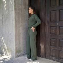 conjunto lãnzinha Feminino Calça e Blusa com Gola alta Inverno - Verde Militar - Visão 3