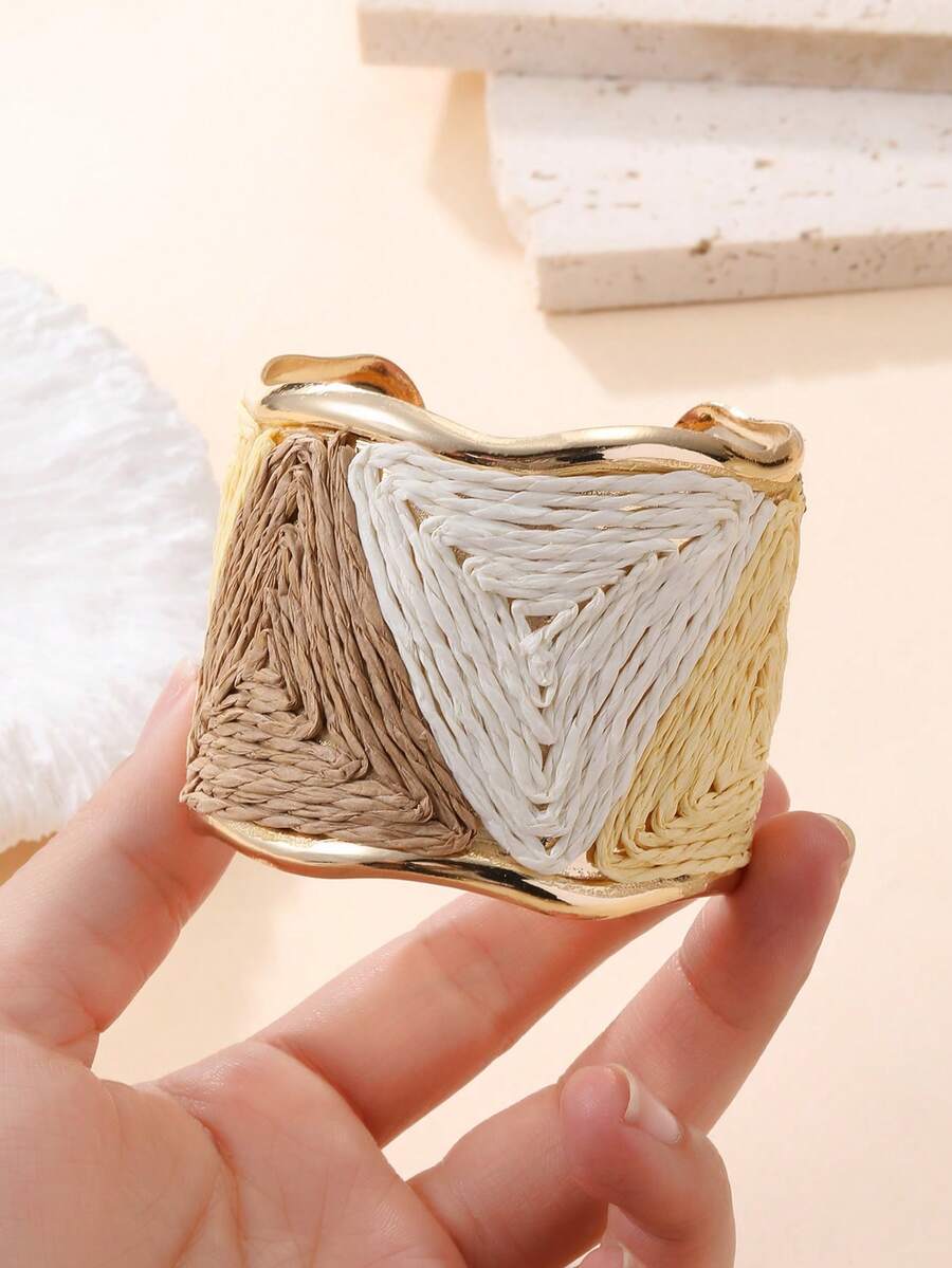 1pc Fashion Bohemian Vintage Handmade Triangle Pattern Color-Block Woven Adjustable Open Cuff Wide Bangle Bracelet For Women, Textured Niche Unique Design, Vacation Accessory Suitable For Holiday, Party, Market And Daily Wear