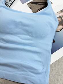 女款無縫細肩帶健身上衣，內建胸墊可拆式內衣，運動瑜伽背心 - 淺藍色 - 查看 4