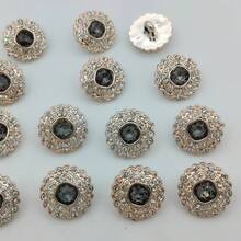 15pcs/1.8cm Fashion Personalized Minimalist Round Gold Flower Rhinestone Plastic Buttons, Luxury Rhinestone Buttons, European And American Style High-End Vintage Elegant Versatile Buttons, Handmade Sewing High-Quality Gold Base Versatile Gray Rhinestone Buttons, DIY Decoration Buttons For Clothes, Bags, Hats, Coats, Sweaters, Pants, Shirts - 15pcs/1.8cm Gray Rhinestone Flower Buttons - View 2