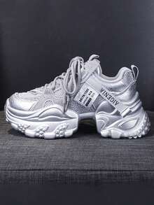 LiangJingJing Zapatillas deportivas de mujer con suela gruesa y strass, nueva colección primavera/otoño 2026, estilo INS, con aumento de altura, para correr y uso casual - Plateado - View 1