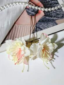 Women's Fashion Sweet Elegant Colorful Hydrangea Artificial Flower U-Shaped Hair Clip Hair Accessory Headpiece Suitable For Daily Wear, Home, School, Beach, Vacation, Work, Commute, Party, Holiday, Birthday Gift, Back To School Season, Preppy Style, New Year, Valentine's Day, Mother's Day Gift, Wedding Season, Bride, Music Festival, Spring, Summer, Autumn, Winter,Clips For Hair - Multicolor - View 4