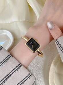1 buah Gelang Emas Persegi dengan Jam Tangan Quartz untuk Wanita, Minimalis, Modis, Elegan, Cocok untuk Pemakaian Sehari-hari, Pilihan Terbaik untuk Hadiah Liburan - Emas - View 5
