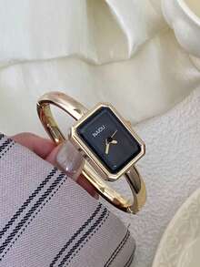 1 buah Gelang Emas Persegi dengan Jam Tangan Quartz untuk Wanita, Minimalis, Modis, Elegan, Cocok untuk Pemakaian Sehari-hari, Pilihan Terbaik untuk Hadiah Liburan - Emas - View 4