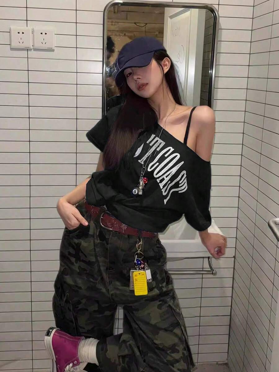 女款美式風不對稱領口露肩短袖T恤,夏季修身設計復古上衣休閒黑色 - 黑色 - 查看 1