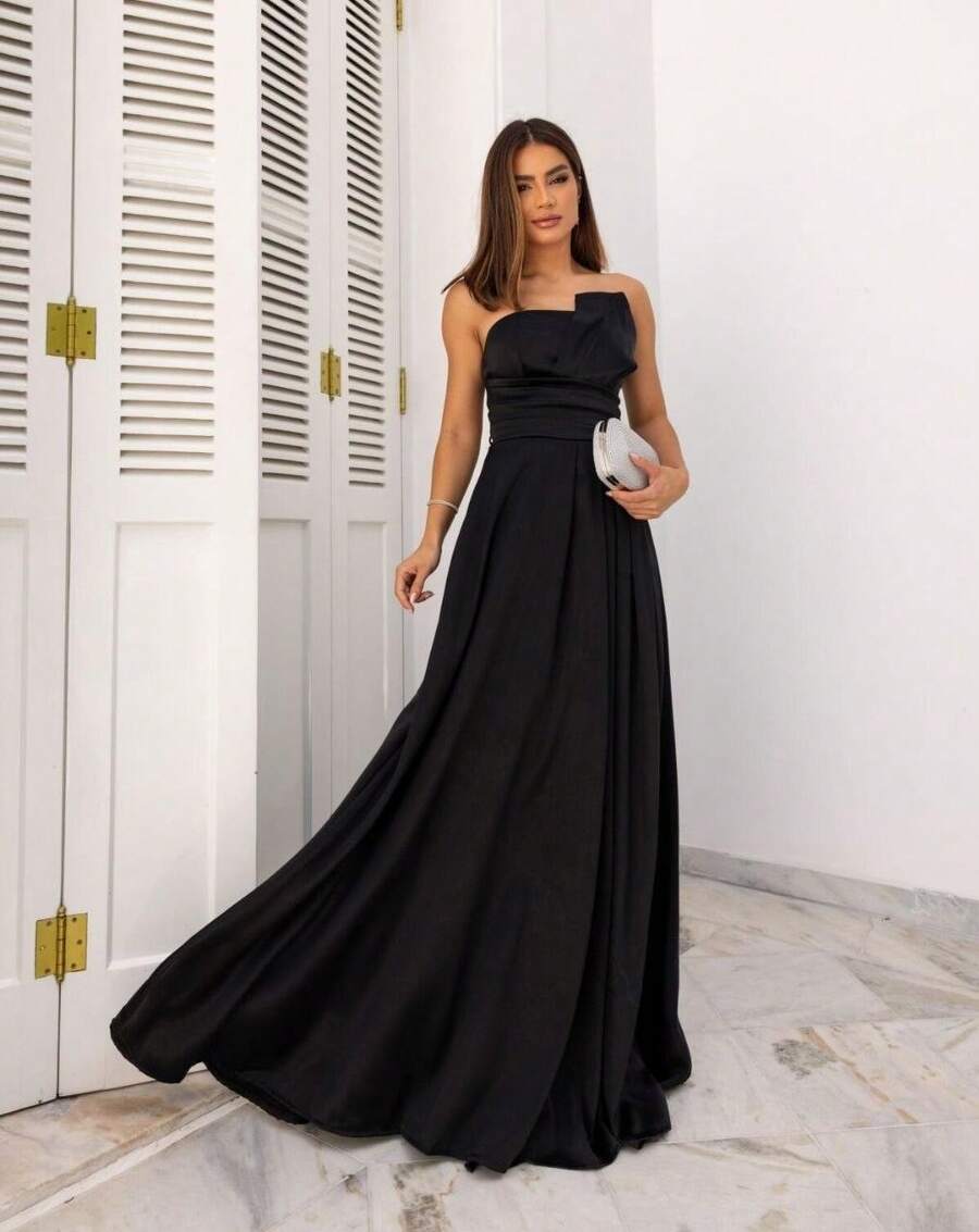 Elegant Black Strapless Evening Dress With An A-Line Silhouette, Fitted Draped Waist, And Long Flared Skirt, Perfect For Formal Parties. - 黑色 - 查看 1