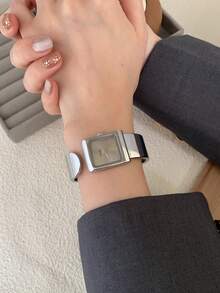 1件女款橢圓形銀色黑色方形金色錶盤石英休閒手錶，適合日常佩戴 - 灰色 - 查看 6