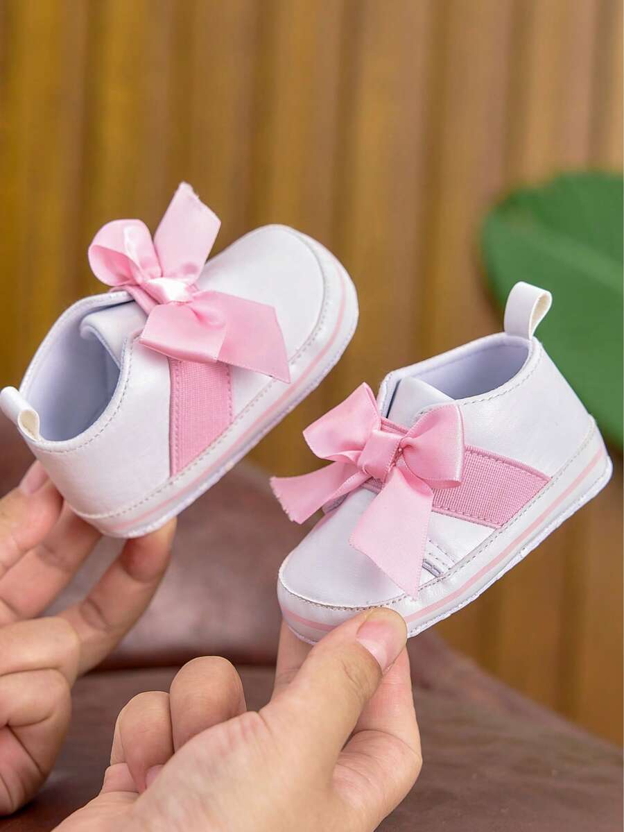 1 par de zapatos para niña bebé de 0 a 1 años, casuales y lindos, sin cordones, adecuados para el hogar y uso diario al aire libre - Rosa - Ver 1
