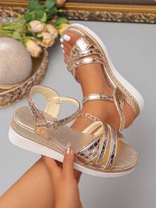 Women's Wedge Platform Sandals With Buckle Strap, Fashionable Versatile Height-Increasing Sandals For Summer Beach - Champagne - View 7