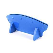 1pc Hands-Free Card Holder, Slouchy Person Handheld Poker Card Holder, Free Your Hands For Card Games, Poker Card Game Stand, No Card Clips, Durable PVC Material, Easy To Use - Perfect For Board Games, Poker, Family Game Night, Christmas And New Year Celebration Party Tabletop Game Essential Accessory - Blue - View 9