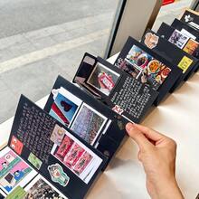 مجموعة كتاب مفاجأة ثلاثي الأبعاد DIY بحجم 11 بوصة، تتضمن آليات ثلاثية الأبعاد مسبقة التجميع، مجموعة ألبوم صور وسكرابوك شاملة، تأتي مع أقلام تحديد وملصقات، هدية يدوية مثالية للأزواج والذكرى السنوية وأعياد الميلاد - 11 * 8.27 بوصة - مشاهدة 5