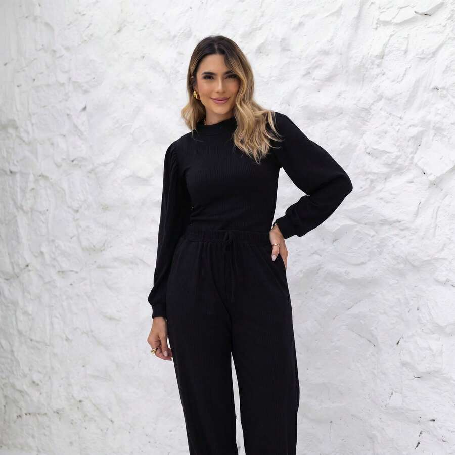 Women's Woolen Set - Pants And Turtleneck Top - Winter - 黑色 - 查看 1