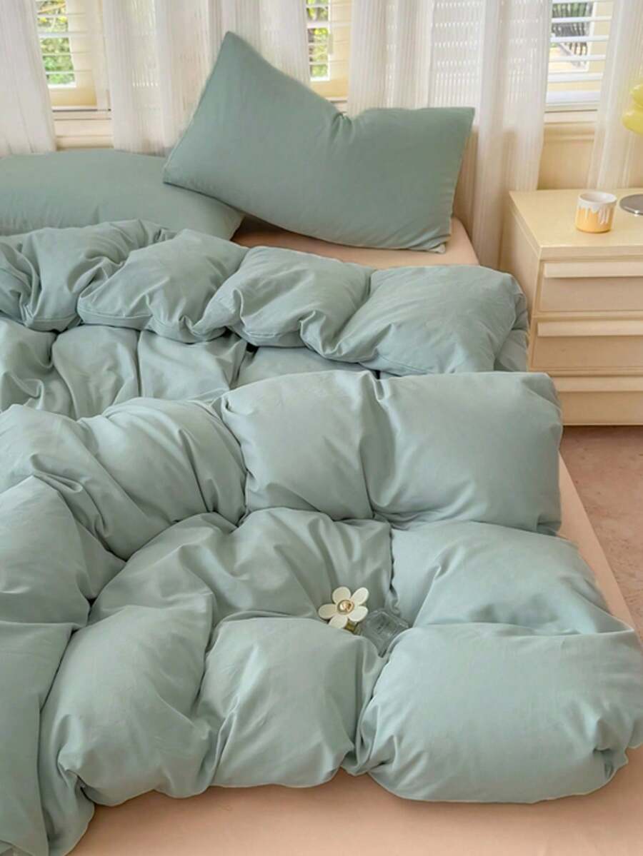 Blue And White Colorblock Washed Polyester Skin-Friendly 3 PiecesDuvet Cover Set - Mint Green - View 1