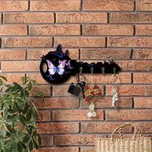 1pc 2D Flat Modern Style Purple Butterfly Pattern Wall-Mounted Key Rack - Natural Wood Key Organizer, 4 Hooks Suitable For Entryway, Bedroom, Office - Perfect Housewarming Gift, Handmade Appearance, Entryway Decor, Durable Wooden Wall Hooks, Great Gift Item - Multicolor - View 1