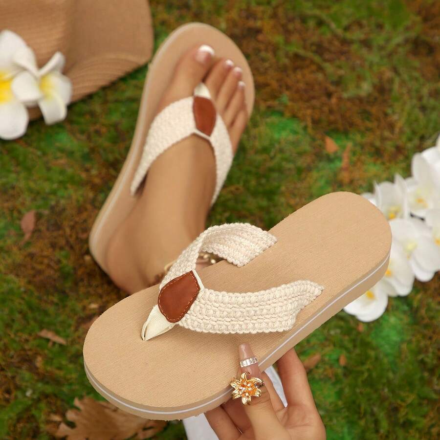 Chanclas de verano de suela gruesa para mujer, chanclas planas, punta abierta, estilo minimalista versátil, adecuadas para vacaciones en la playa y moda de viaje - Beis - Ver 1