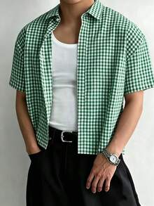 WAIT HIM 男士休閒短袖寬鬆格紋襯衫，適合通勤穿著 - 綠色 - 查看 8