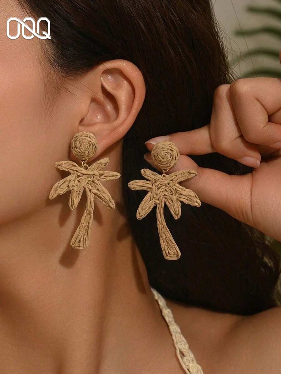 OOQ 1對海灘時尚Ins風手工編織拉菲草椰子樹耳環，波希米亞度假風棕櫚葉耳飾，適合女性日常、度假、派對、節慶慶祝（手工製作，可能偶有殘膠，編織風格隨機） - 卡其色 - 查看 1