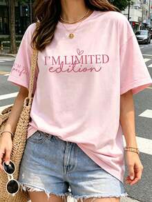 1件女款夏季寬鬆休閒短袖T恤上衣，胸前印有「I'm Limited Edition」標語與「I'm Not Perfect」愛心圖案，粉紅色 - 粉色 - 查看 2