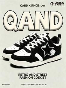 Q-AND Tênis Esportivo de Skate Plano com Patchwork de Lona em Contraste Preto e Branco para Homens 2026 Novo Decoração de Estrela Cano Baixo com Cadarço Clássico Versátil Tênis Esportivo Casual, Design Original para Uso Diário, Estilo Único - Preto e Branco - Visão 1