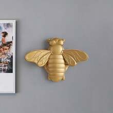 1pc 2D Flat Printed Creative Unique Golden Bee Shaped Wall Decor Craft Hanging, Flat Printed Acrylic Material Decorative Insect Accessory, Home Party Insect Museum Creative Hanging Ornament Niche Gift - Gold - View 7