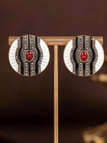 1 Pair Vintage Minimalist Daily Wear Earrings Inlaid With Red And Green Rhinestones, Suitable For Women's Daily Wear, Parties, Holidays, Vacations, Makes A Great Gift For Her - Red - View 2