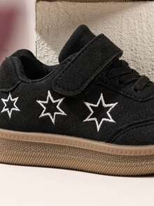 Children's Retro Style Sneakers Star Embroidery + Hook And Loop Design Easy To Put On And Take Off - Black - View 6