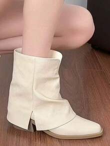 Sepatu Bot Ankle Lipat Kulit Sintetis Warna Putih Gading untuk Wanita, Ujung Lancip, Desain Berkerut, Hak Blok Rendah, Sepatu Bot Kasual - Putih - View 5