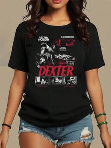 Representación gráfica de justicia vigilante y misterio urbano que simboliza el control sobre el caos en esta camiseta de mujer - Negro - Ver 1