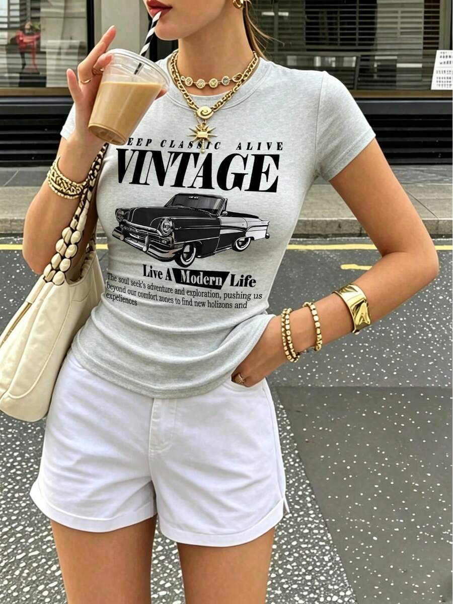 汽車「Keep Classic Alive」圖案短版 T-shirt，90年代美學印花修身休閒短袖夏季上衣